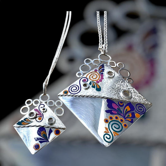 Collar con Barniz Meridiano Sur Grande