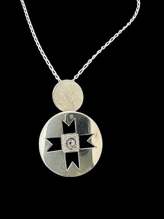 Collar sol de los pastos