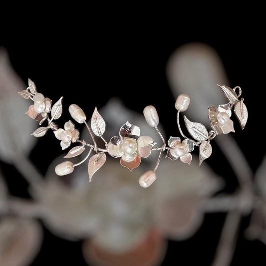 Tiara Grande Cuatro Pétalos